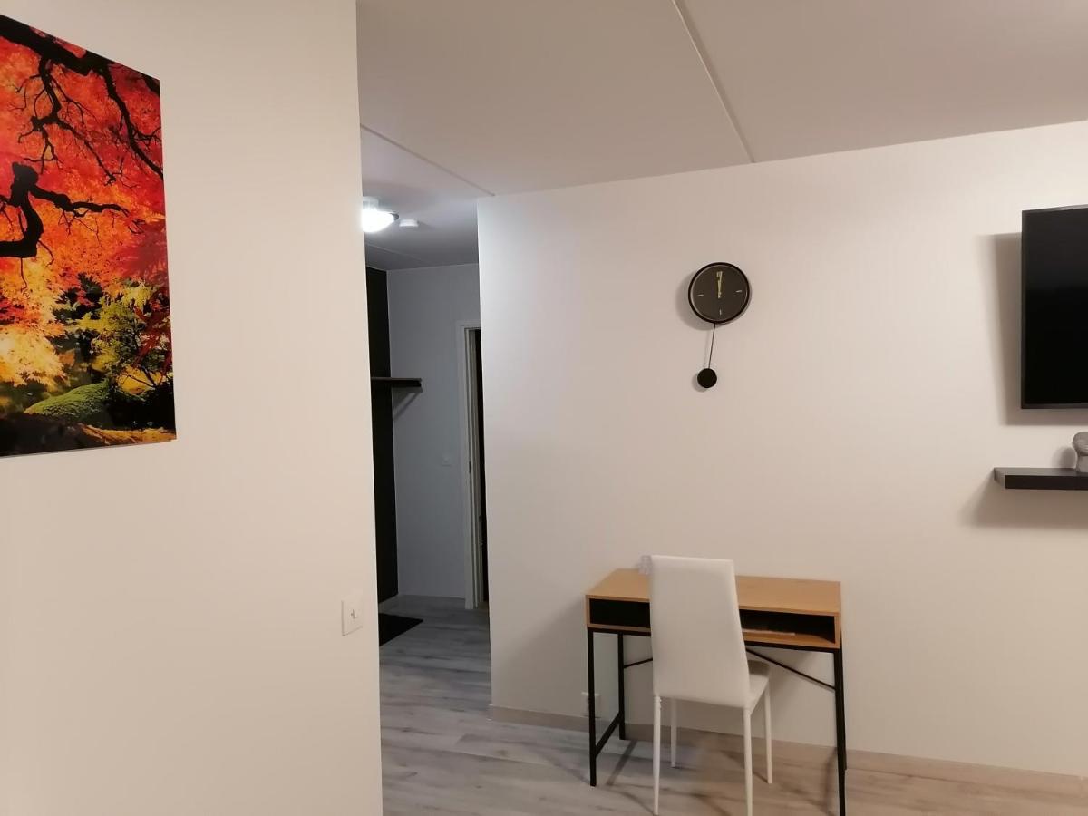 Keskustan Kaksio Parvekkeella, Ilmastoitu. Apartment Savonlinna Exterior photo